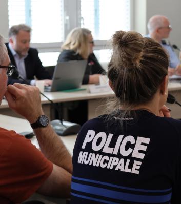 Image non porteuse d'information